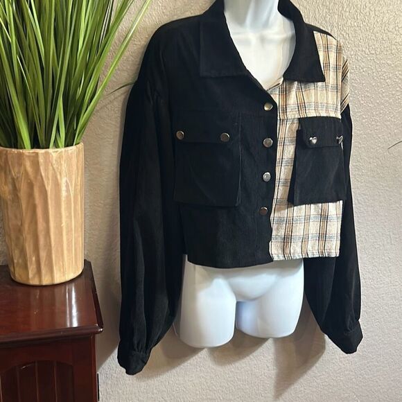 #375 SHEIN size XL corduroy two side jacket - Picture 6 of 10
